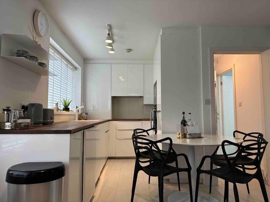 Chetwynd Paradise Apartamento Londres Exterior foto